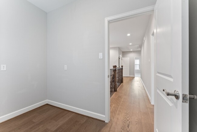 Building Photo - 114 Magnolia Grn St