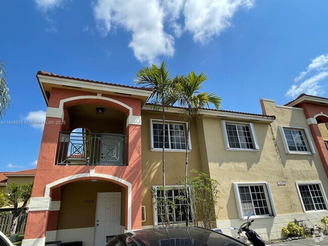 Building Photo - 13407 SW 154th St Unit 2310 Rental