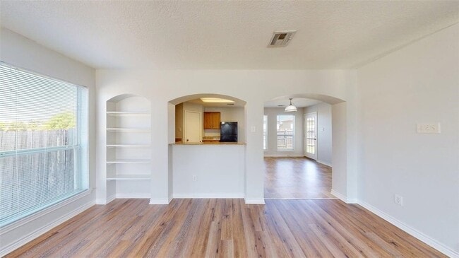 Photo - 4131 McFarland Dr