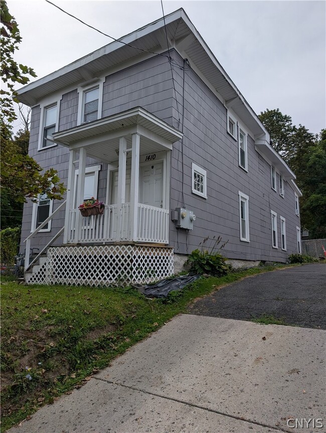 Photo - 1410 Madison St