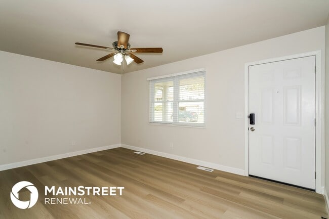 Photo - 623 Riverside Dr