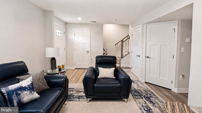 Photo - 9008 Armstrong Ln