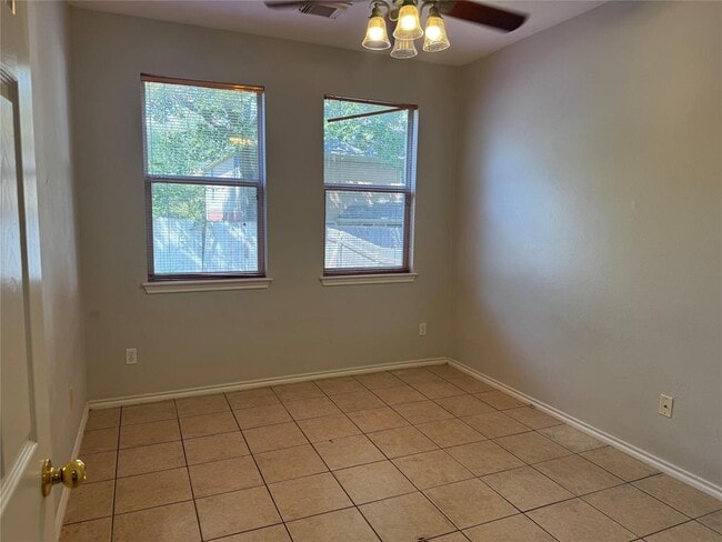 Photo - 1810 Rosenborough Ln N