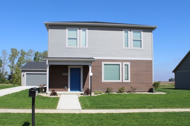 Building Photo - 2324 Lovie Ln Unit 2324 Lovie Lane