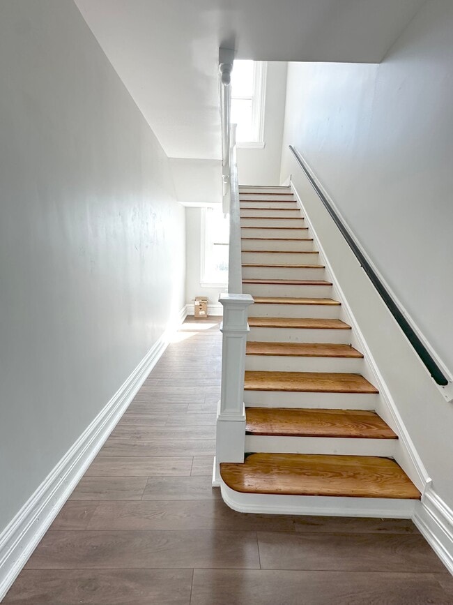 Photo - 234 Locust St Unit Apt 1