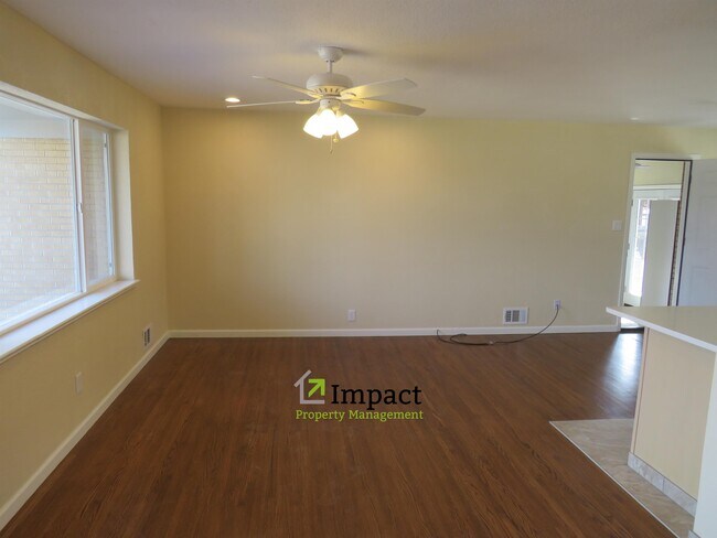 Photo - 5564 E Utah Pl