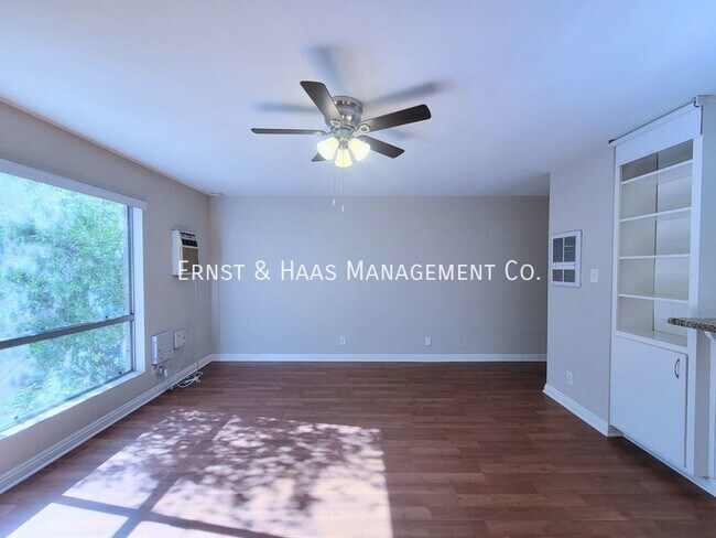 Photo - 5585 E Pacific Coast Hwy Unidad #259