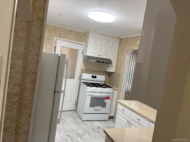 Photo - 81-11 261st St