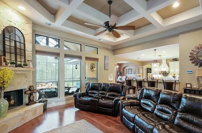 Photo - 148 Legacy View