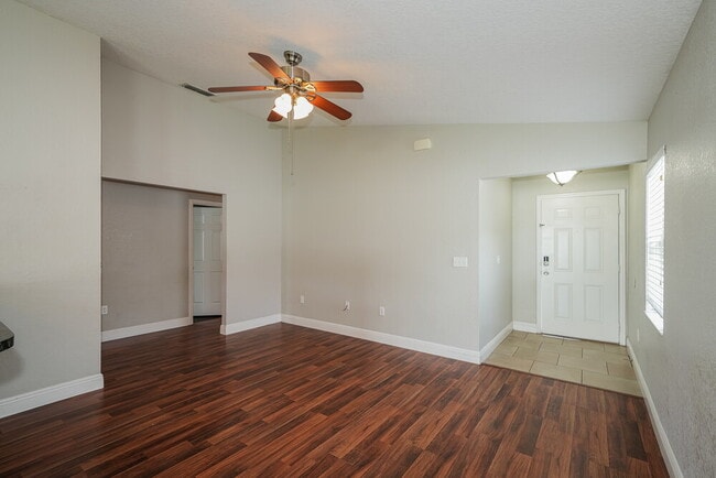 Photo - 5062 Belmont Park Ln