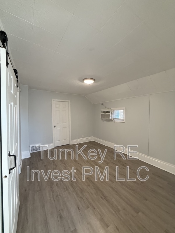 Photo - 111 Center Ave