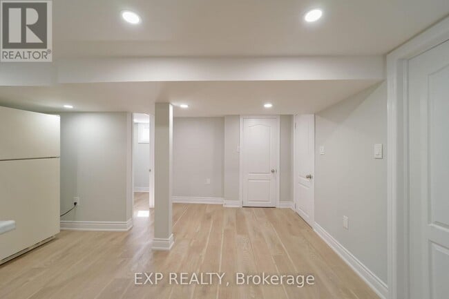Photo - 1509 Main St E