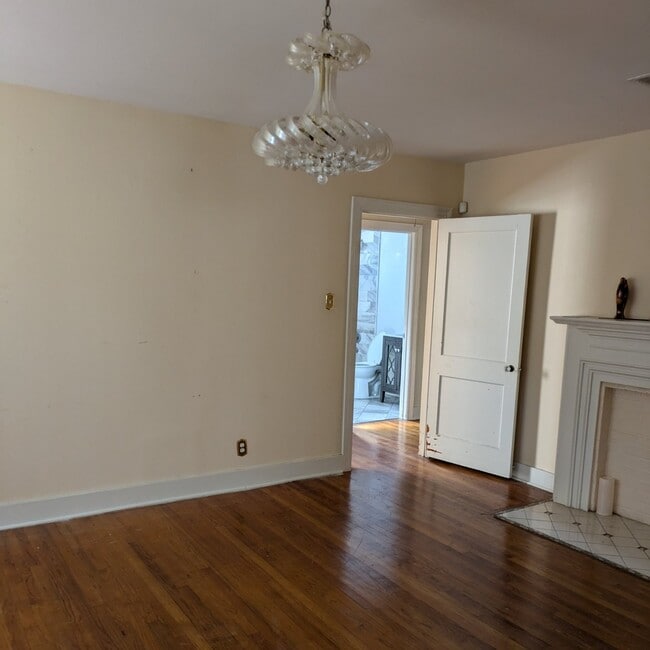 Photo - 5751 Beechwood Dr