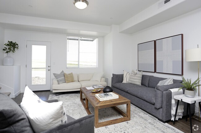 1HAB, 1BA - Tipo C - Gladstone Place Townhomes