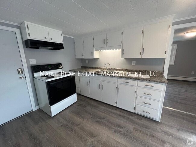 Building Photo - 159 College Ave Unit 3 Rental