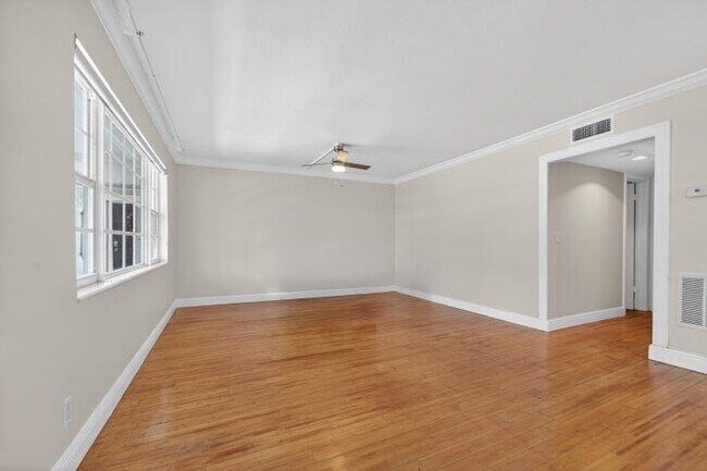 Photo - 801 Andrews Ave