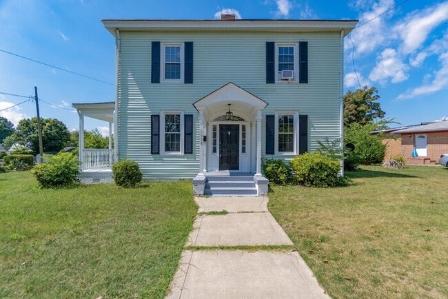 Building Photo - GORGEOUS COLONIAL HOME FOR RENT IN NEWPORT NEWS!!!