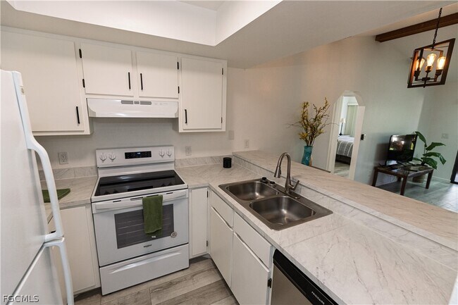 Photo - 1420 Academy Blvd Unit 104