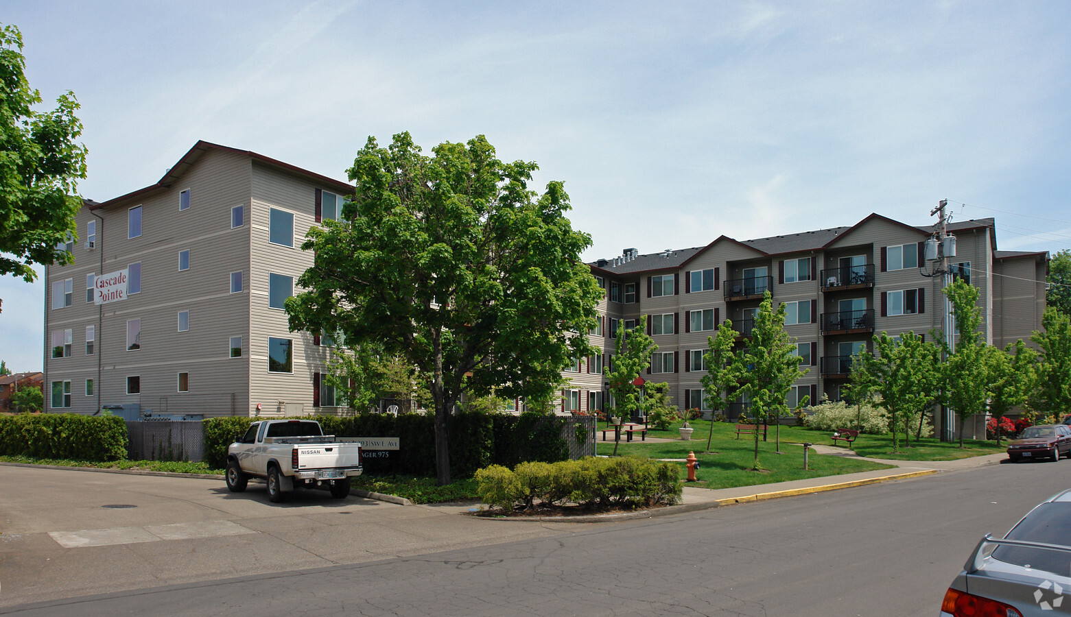 Cascade Pointe - Cascade Pointe Apartments