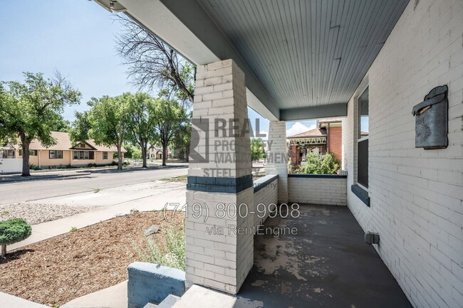 Photo - 121 Lake Ave