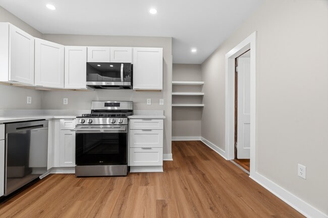 Photo - 42-44 Whitman St