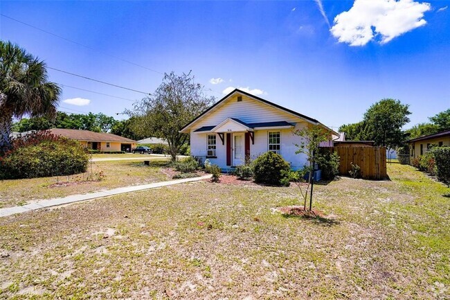 Building Photo - 916 Cohassett Ave Rental