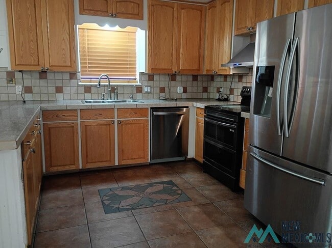 Photo - 2830 Santa Clara St SE