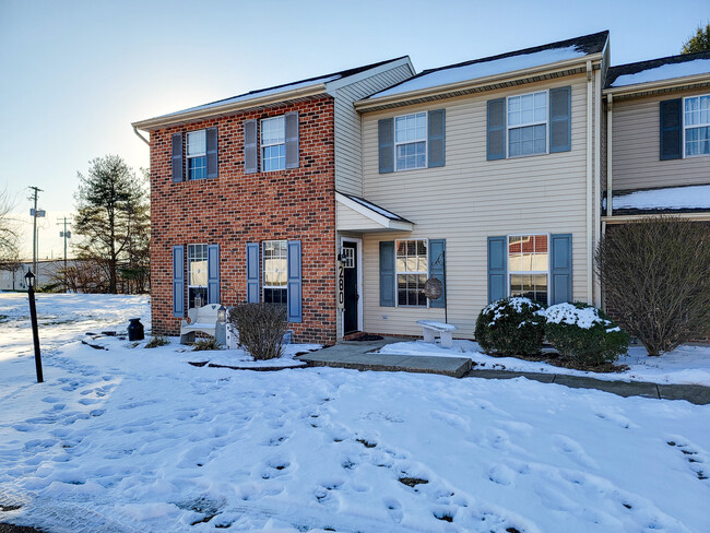 Photo - 280 Morgan Dr Townhome