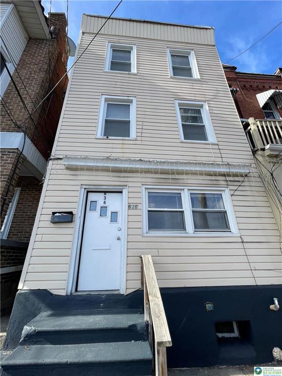 Photo - 636 Ridge Ave