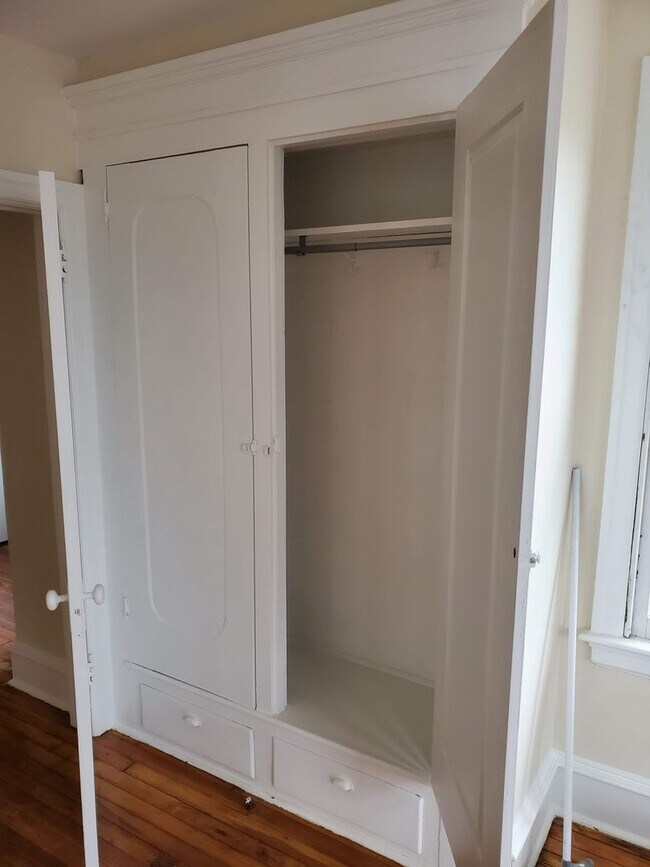 Photo - 2213 Mt Carmel Ave Unidad #2