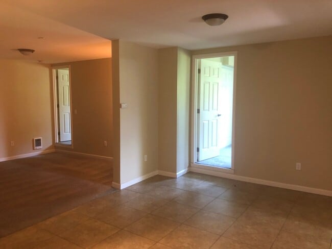Photo - 4737 SE 28th Ave Unit B