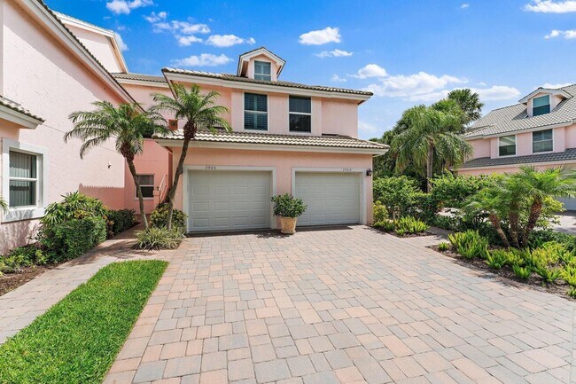 Photo - 2905 Fairway Dr N