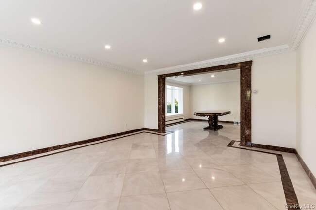 Photo - 49 Harborview W