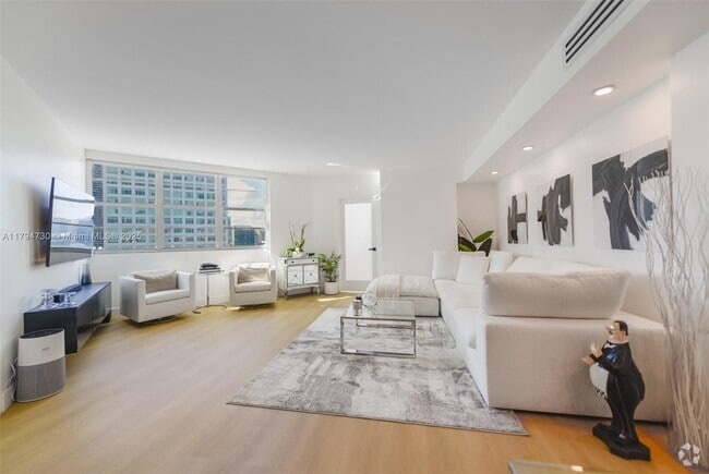 Building Photo - 801 Brickell Bay Dr Unit 1962 Rental