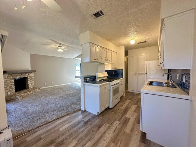 Photo - 3610 Greystone Dr