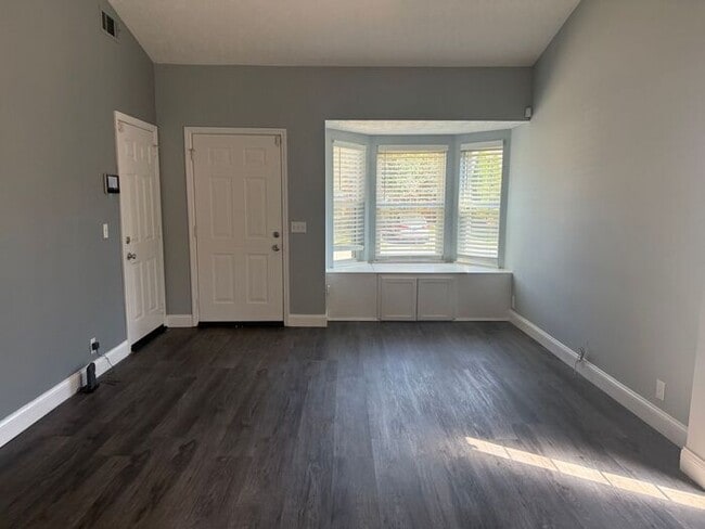 Photo - Cute Two Bedroom House in Donelson - Garage & Fenced Backyard