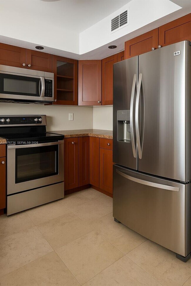 Photo - 555 NE 15th St Unit 32D