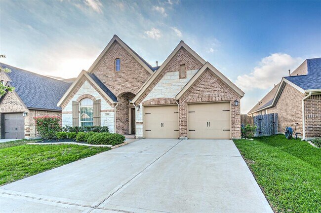 Photo - 2826 Garden River Ln