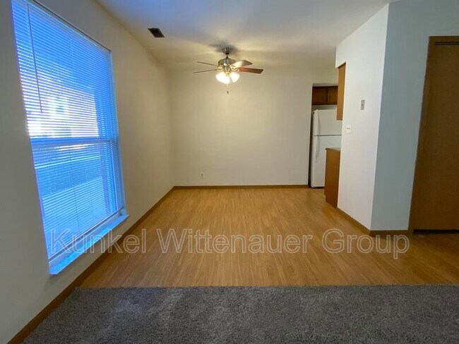 Photo - 1816 Jamestown Rd