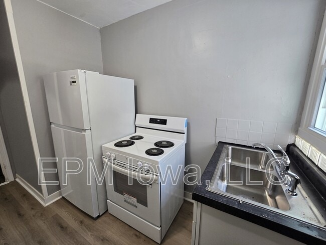 Photo - 2214 Idaho St