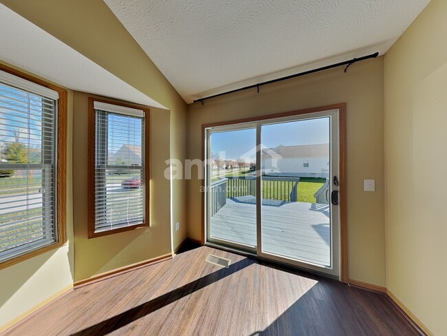 Photo - 818 Bent Oak Dr