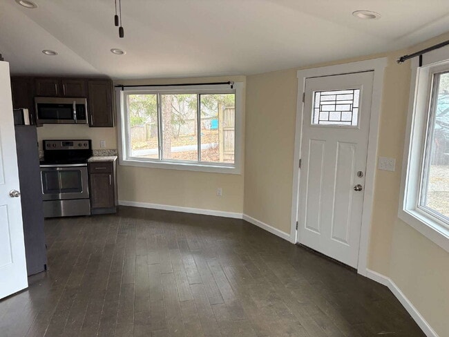 Photo - Cozy 1BR/1BA near  Biltmore Village – Pets Welcome