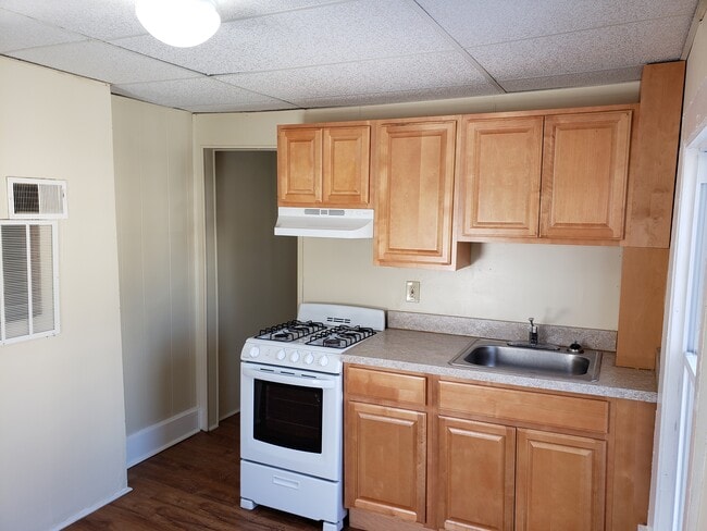 Photo - 121 S 6th St Unit 2