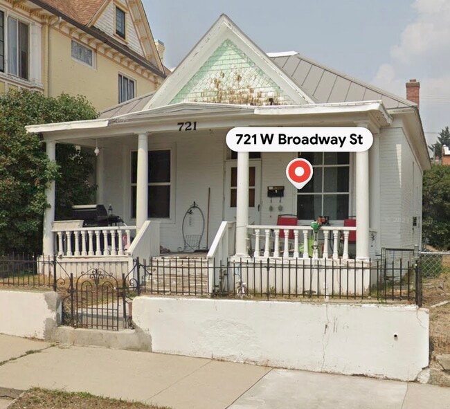Building Photo - 721 W Broadway St