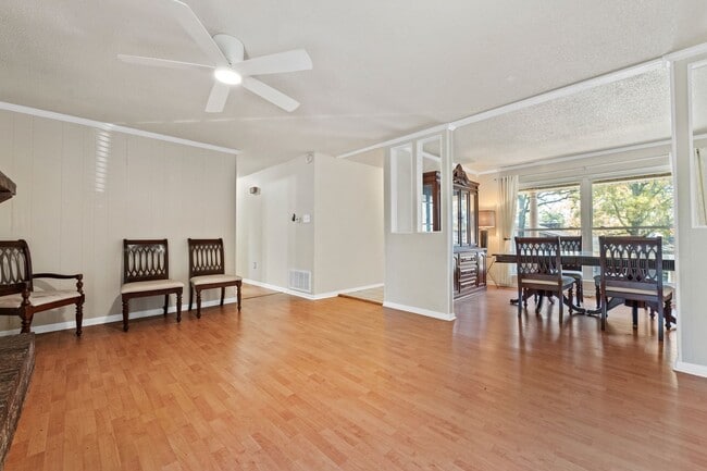 Photo - 79 Shoshoni Dr