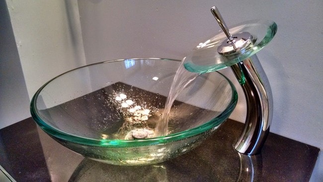 Waterfall sink in bath - 208 Ontario St Unit B