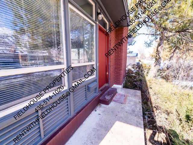 1077 Rose St