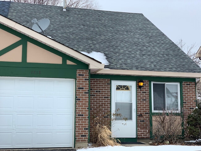 Photo - 1818 Whitney Dr