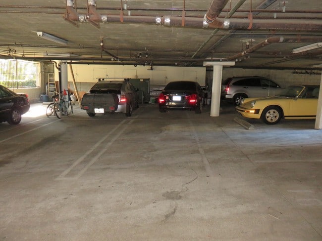 Shelby Expo Apartments