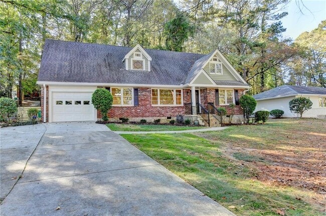 Building Photo - 4597 Briarcliff Rd NE
